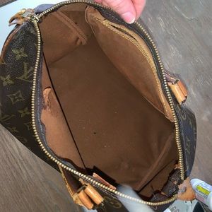VINTAGE authentic LV speedy 30